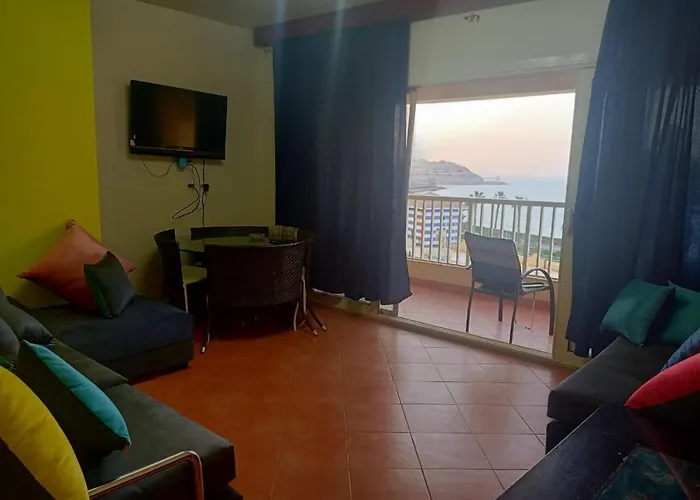 Private In Porto Sokhna Pyramids - Families Only