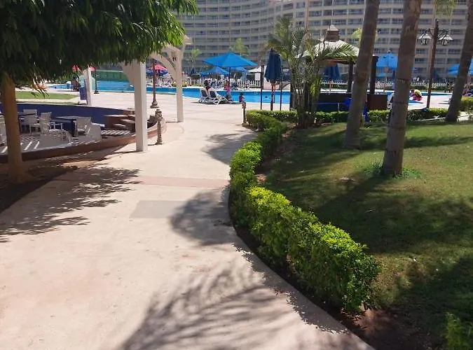 Private In Porto Sokhna Pyramids - Families Only Ain Sukhna